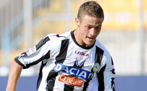 Gabriel-Torje-en-un-partido-de-Udinese